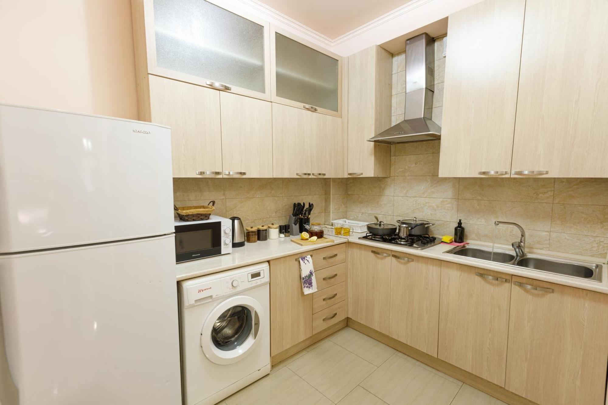 Stay Inn Apartments At Yekmalyan Street Erywań Zewnętrze zdjęcie